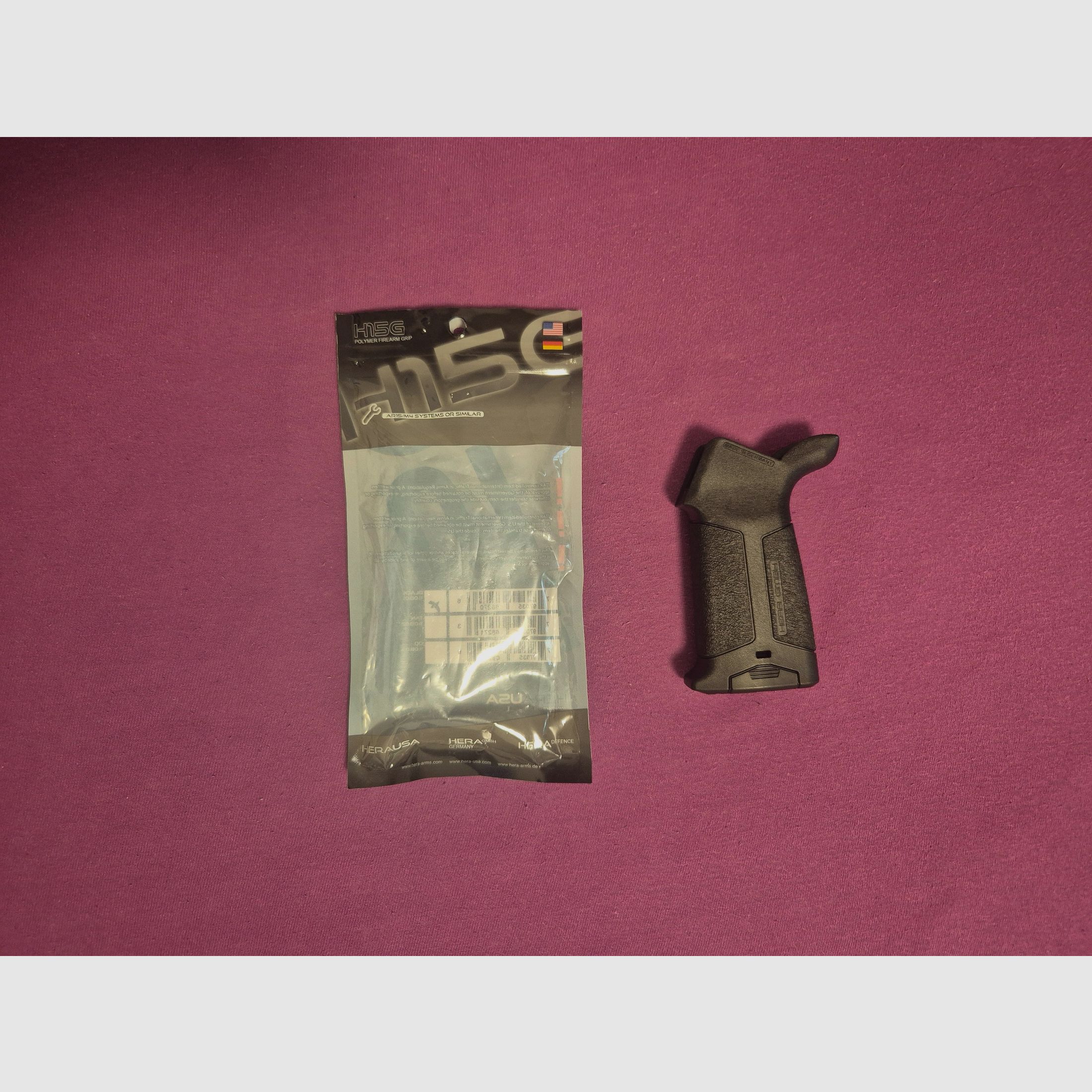 Uchwyt z polimeru do AR-15, zdjęcie 1 z 2