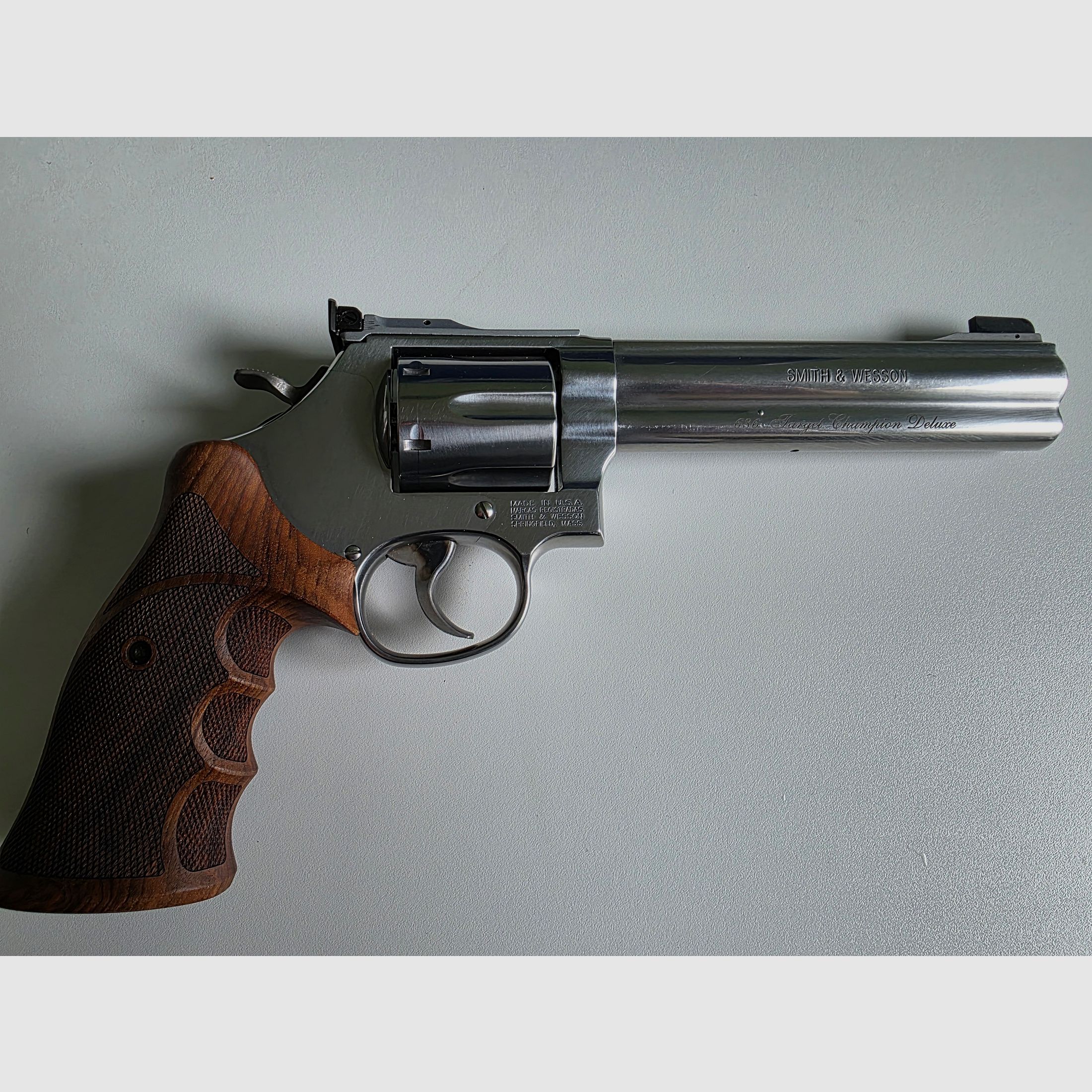 Smith & Wesson 686 Target Champion Deluxe .357 Revolver