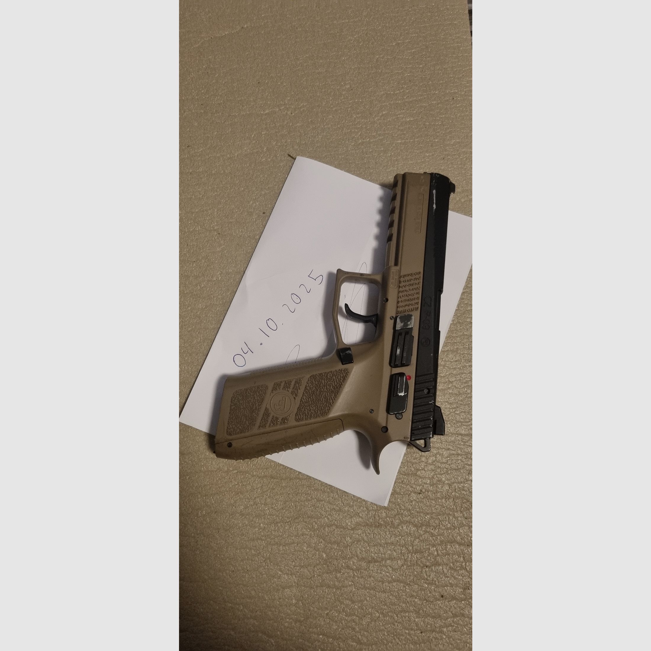 P09 CZ METALL SCHLITTEN ASG