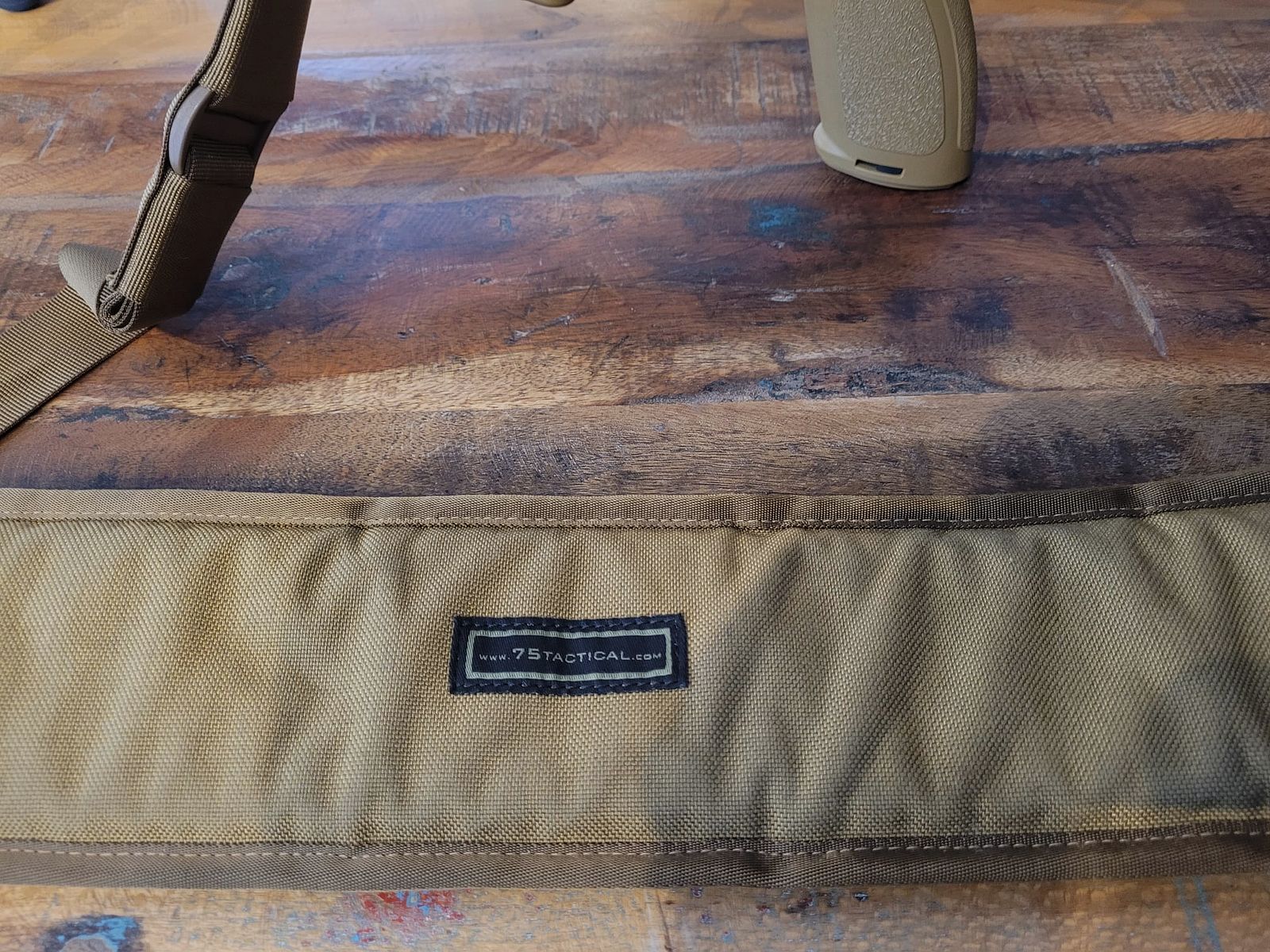 H&K Selbstladebüchse Mod. MR308A3 (RAL8000) 20 mit Anbauteilen G28 10 Schuss Magazin und Schmidt & Bender 3-20x50 PMII Ultra Short & div. Zubehörteile