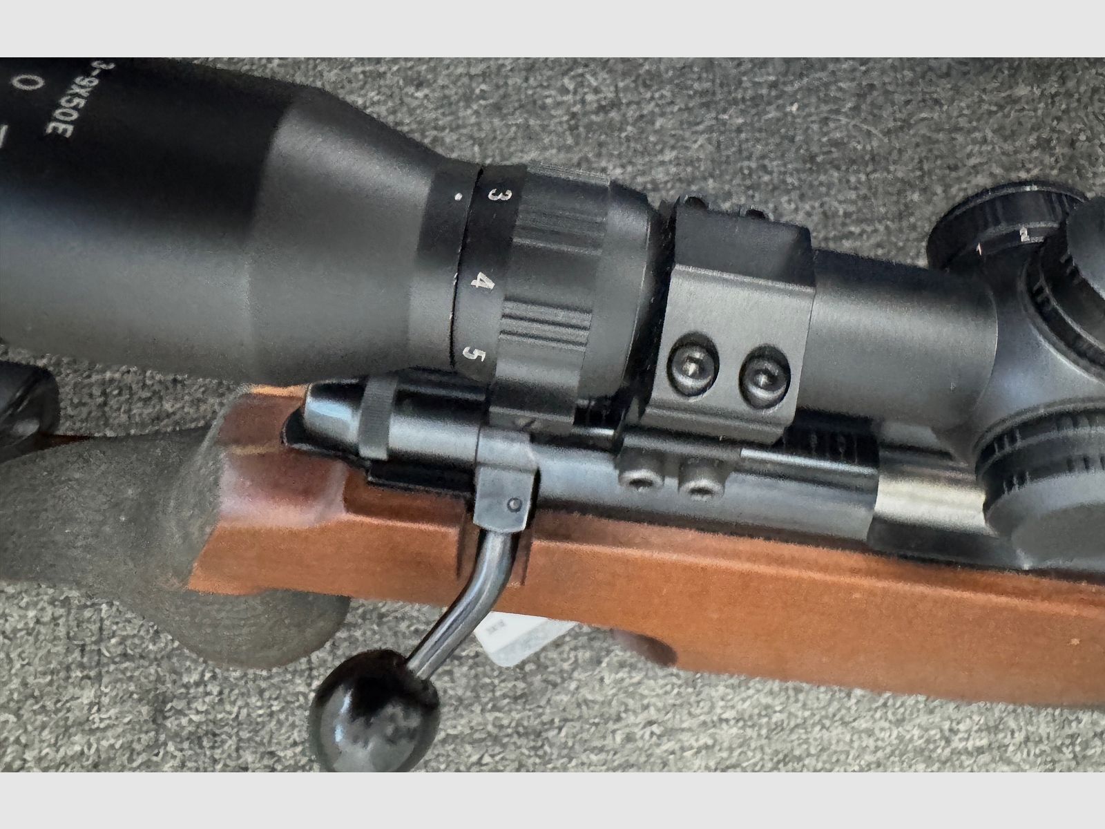 Anschütz Match Mod. 1807 .22 lfb. + ZF 3-9x50E