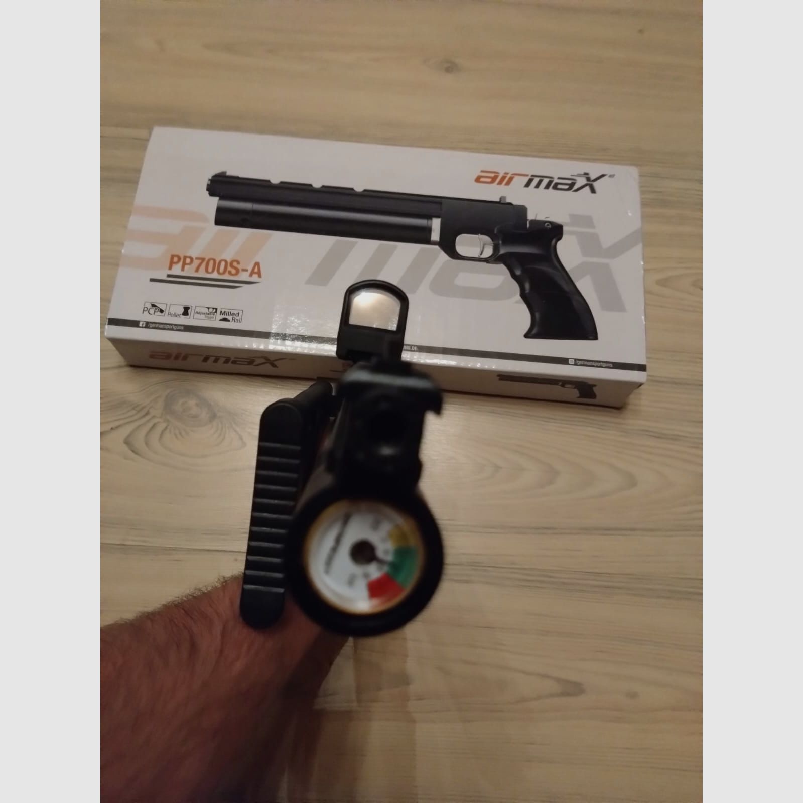 Pressluftpistole airmaX PP700S-A, Kaliber 5,5mm + Klappschaft + DOT