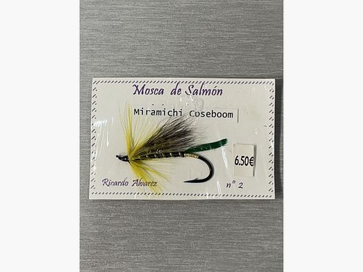 MOSCA DE SALMÓN