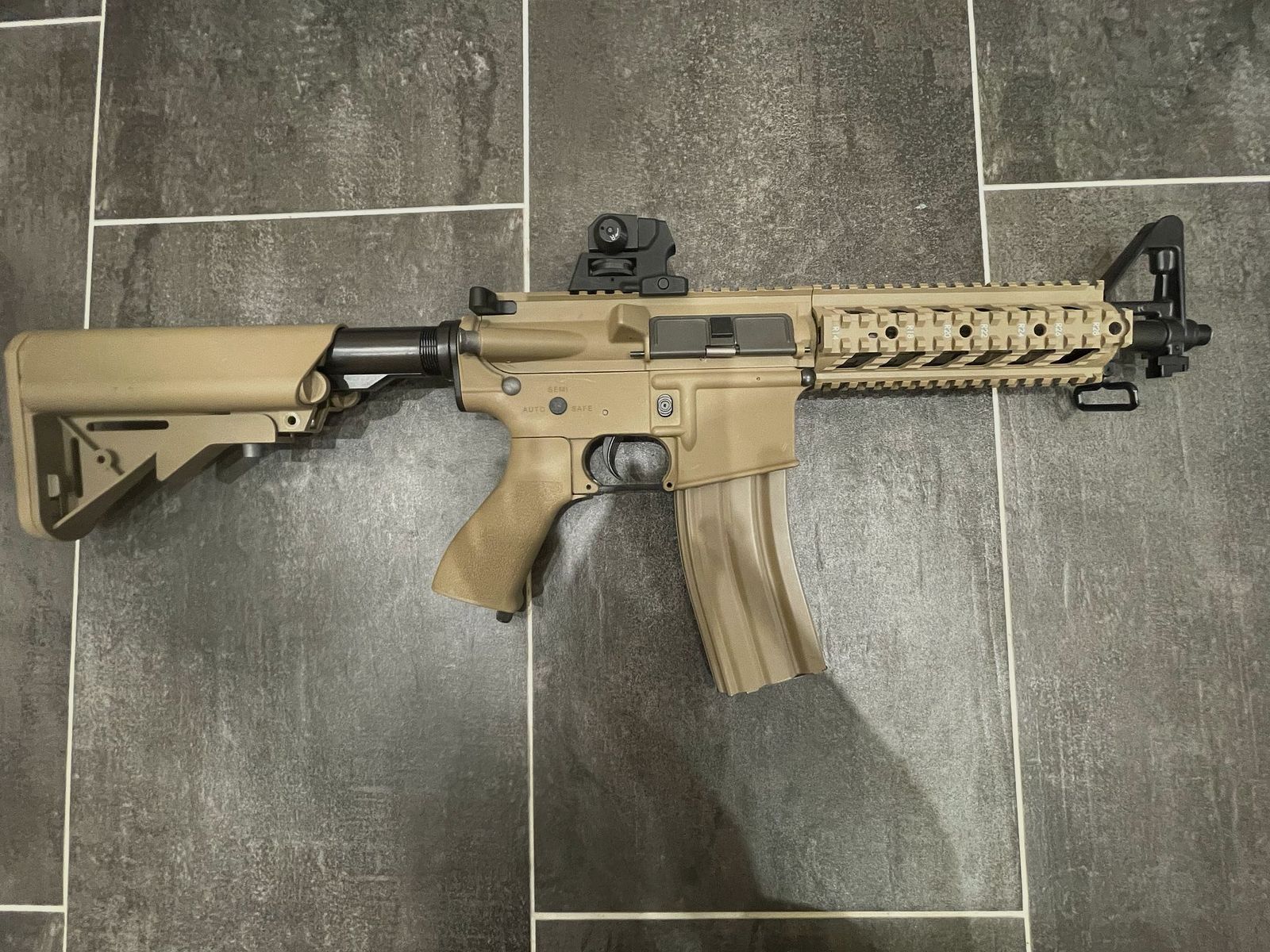 Airsoft - Gewehr - G&G CM16 Raider DST -Desert - ab 14, unter 0,5 Joule