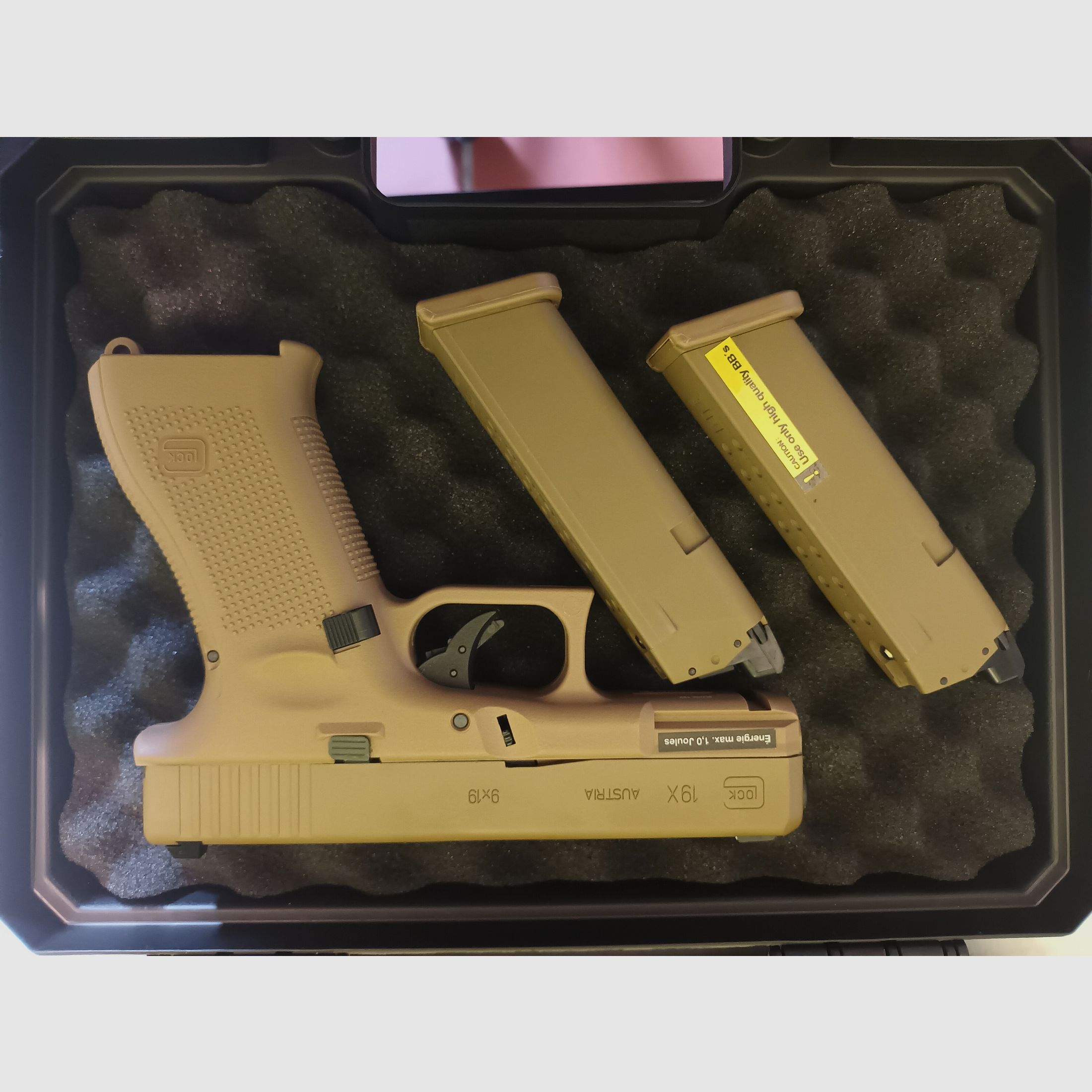 Airsoft Glock 19X inkl 2×Magazine