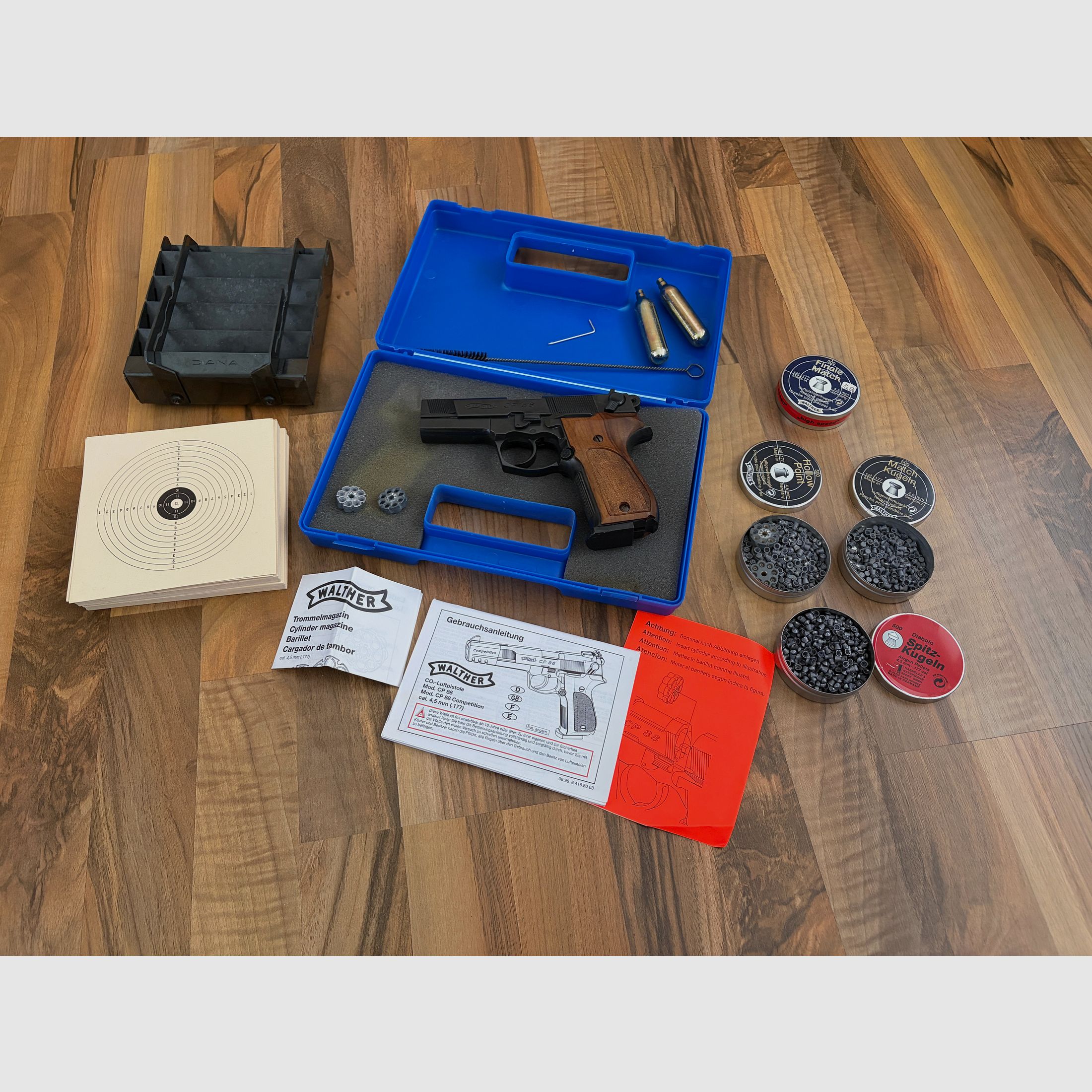 Walther CP88 CO₂ Pistolet 4,5 mm dans la mallette avec accessoires I Diabolos et boîte de récupération de balles / cibles
