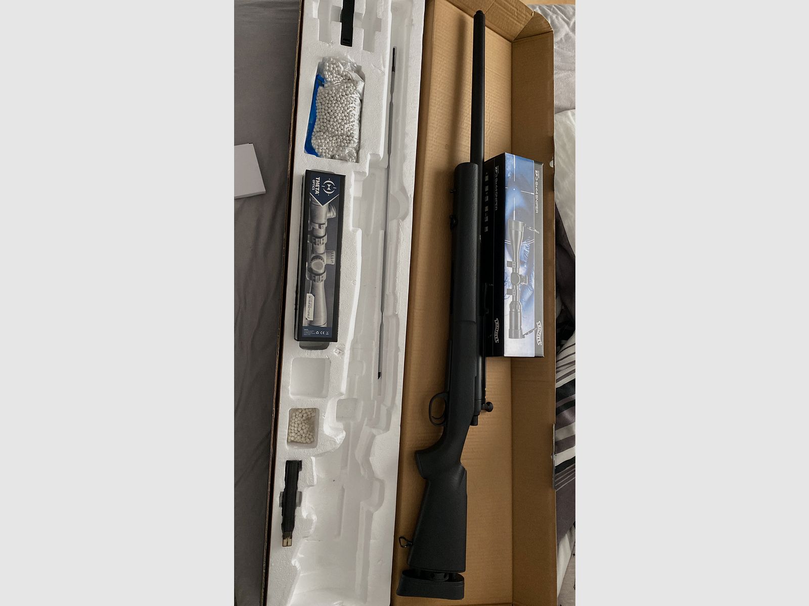 CYMA CM.702 mit zusätzlich 2 verschiedene Zielfernrohre 