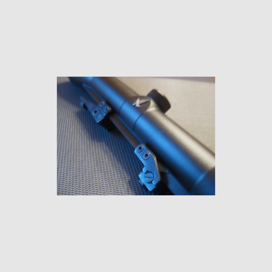 FAST NEUWERTIGES Swarovski Habicht 2,5-10x56 Schiene und EAW(?)-Schwenkmontage sowie Absehen-4 ! KEIN ZEISS-Blaser-Sauer-Mauser-Kahles Z4-Z6-Z8