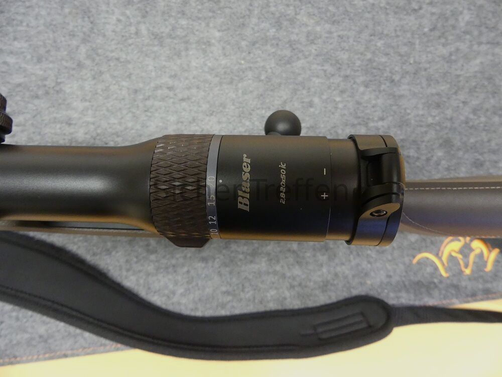 Blaser R8 Success Pelle