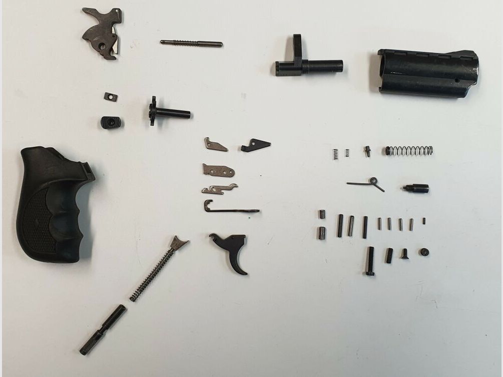 Weirauch Freier Teilesatz Weihrauch Arminius HW 38 Revolver .38 Special 35 Teile