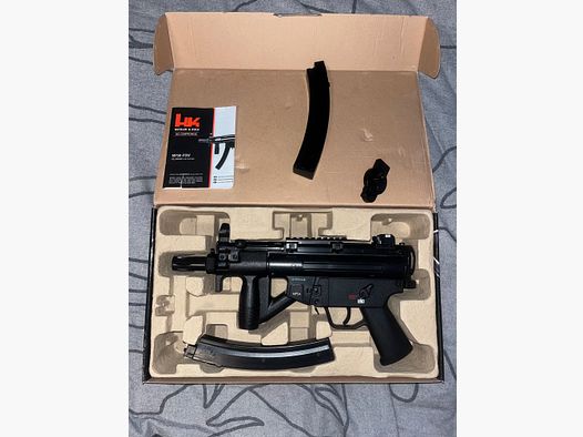 Heckler & Koch MP5 K-PDW CO2 Maschinenpistole 4,5 mm BB Blowback mit Ersatzmagazin 