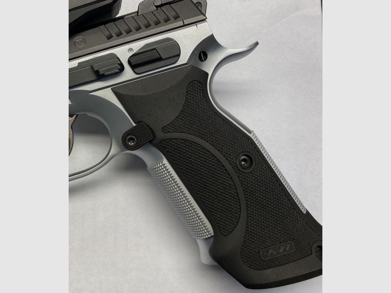 Nill Master schwarz CZ 75 Shadow 2, KMR S-02