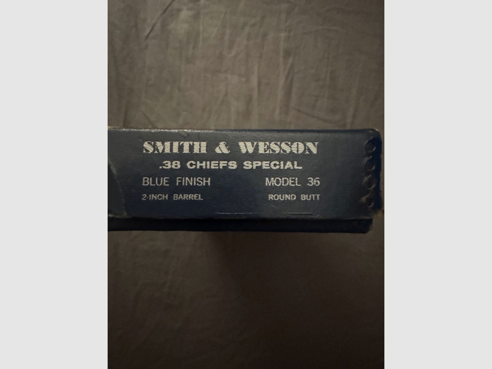 Original 60er Jahre Smith & Wesson .38 Chiefs Special Karton