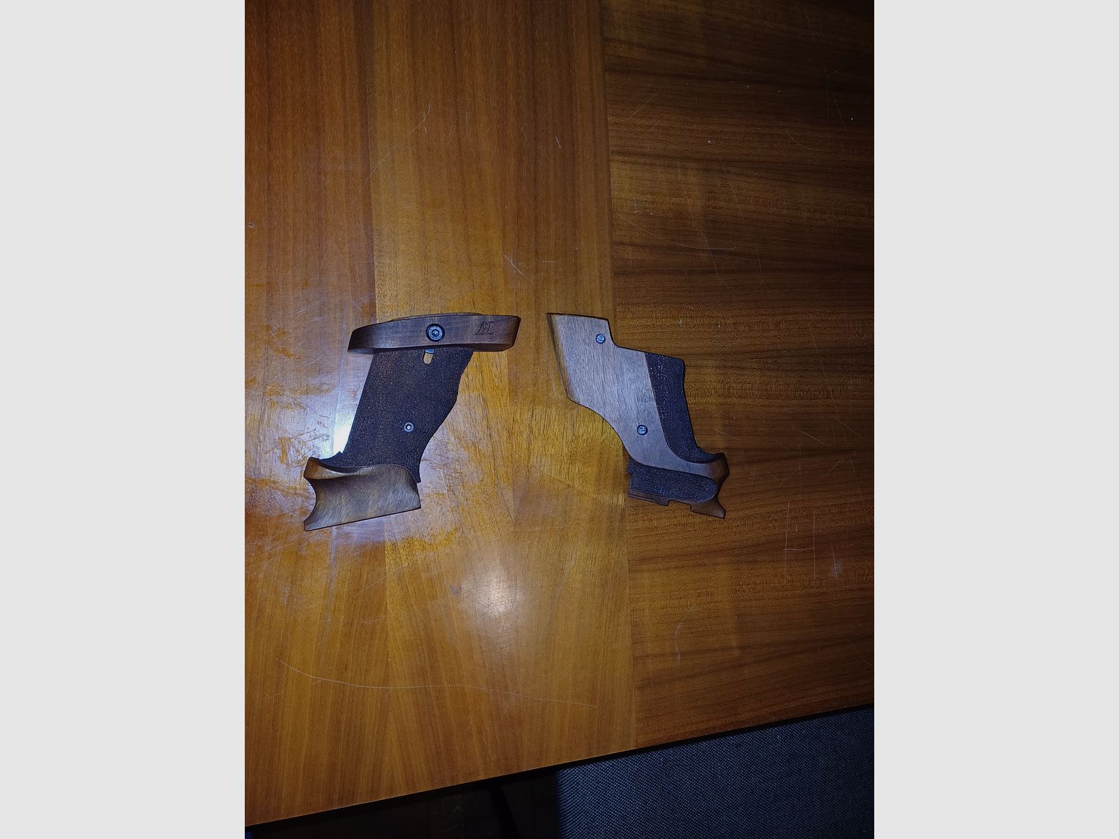 Pistool Erma ESP 85 A gripplaten