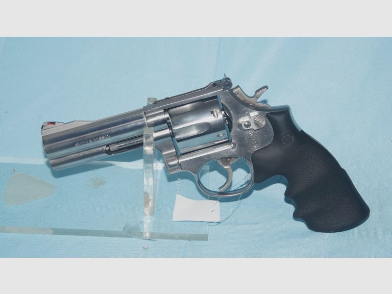 Smith&Wesson mod 686-4 cal 357 mag