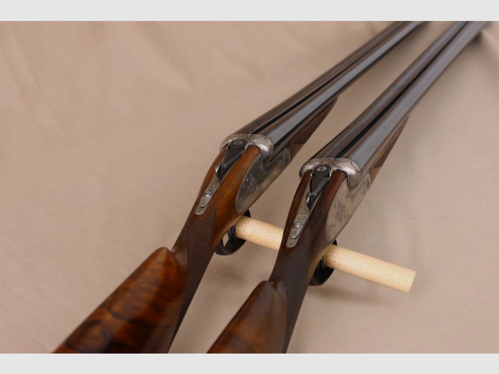 AYA - Aguirre y Aranzabal "Pair" Side Lock Shotguns / manufactured according to the specifications of Augustinus von Papen!!