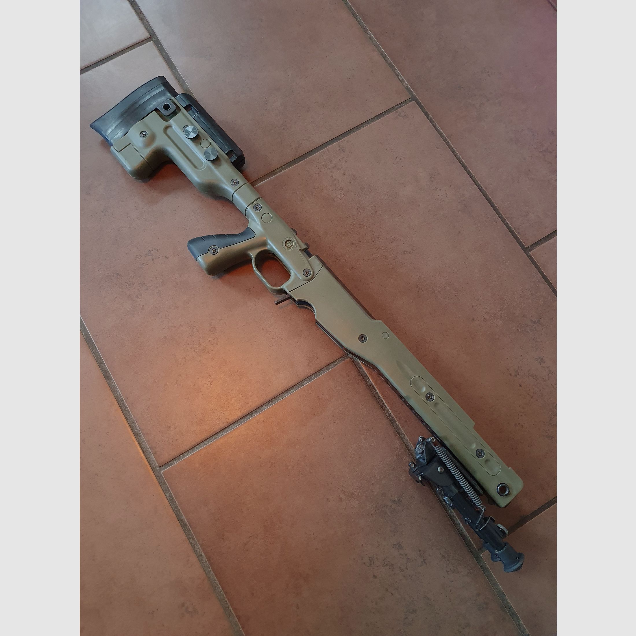 Accuracy International AT AICS Rem. 700 Long Action Chassis
