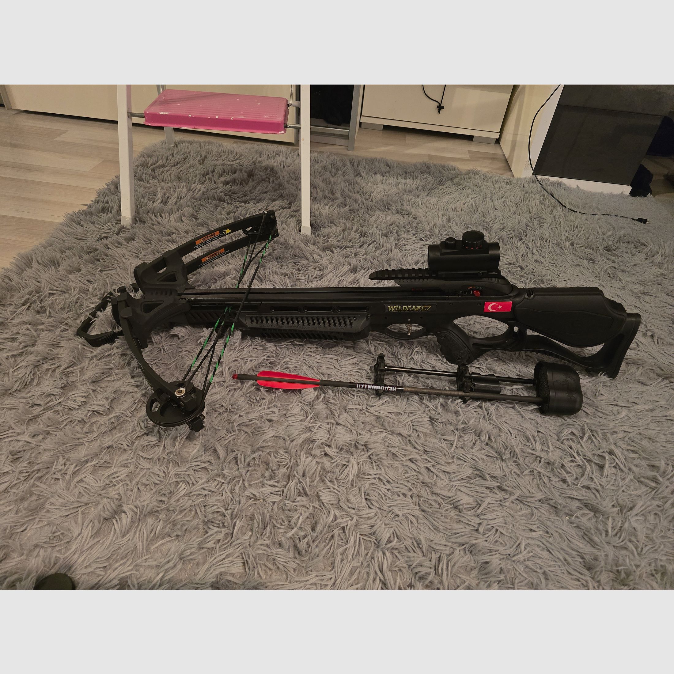 Barnett Wildcat C7 Compoundboog Set – Compleet pakket incl. Red Dot Vizier, Quiver, Pijl & gevoerde draagtas