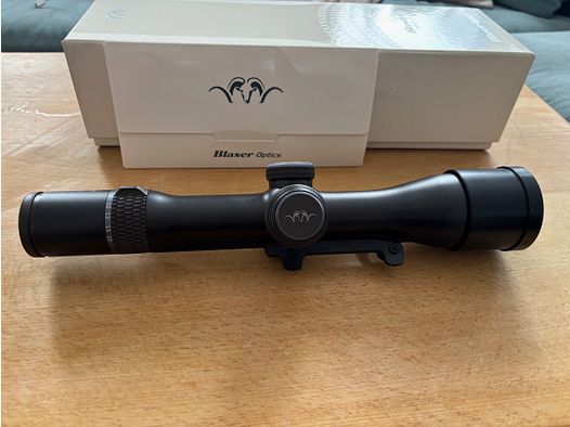Blaser B1 mit Blaser Sattelmontage und Präzise Jagen Adapter