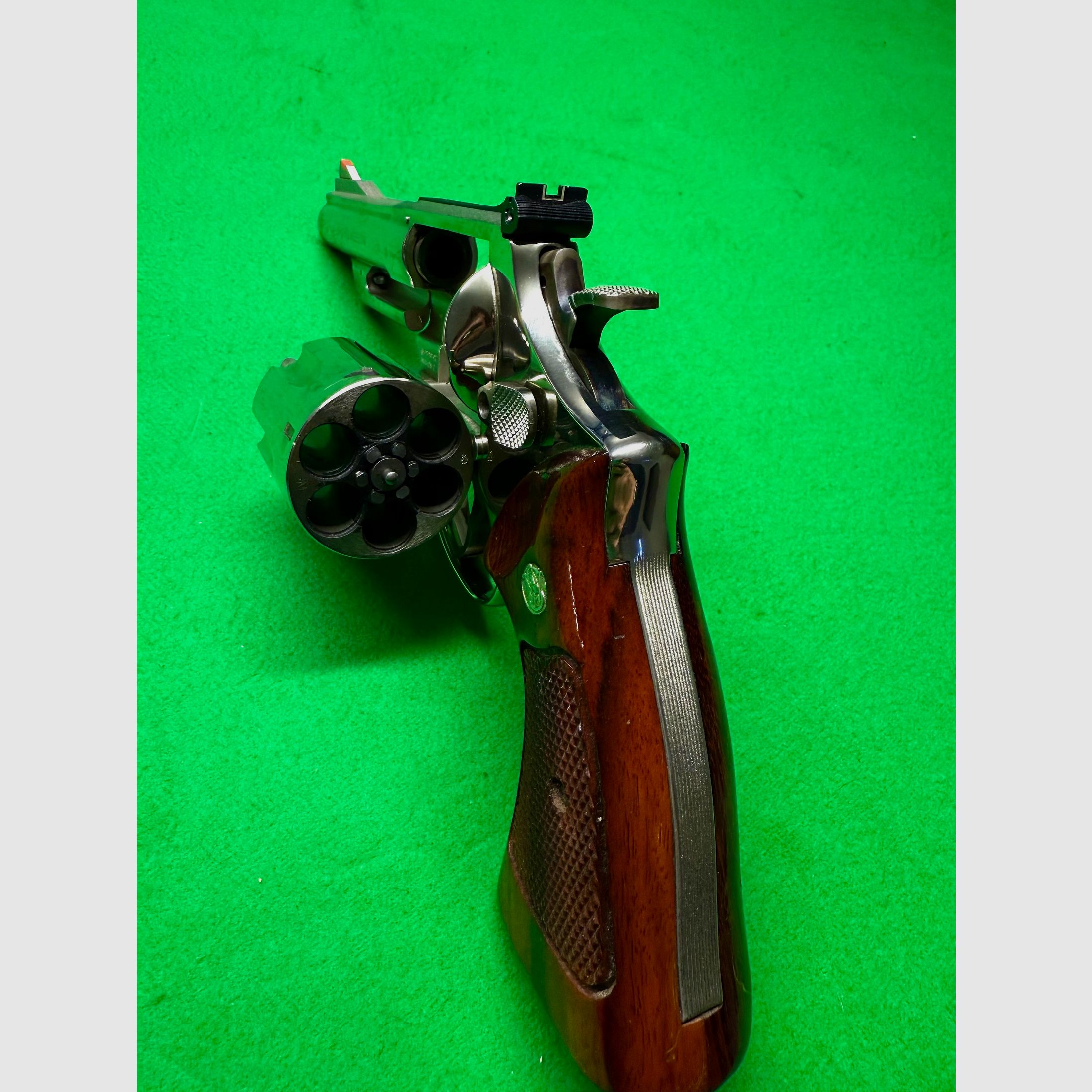 Smith & Wesson 29-2 - Kaliber .44 Mag