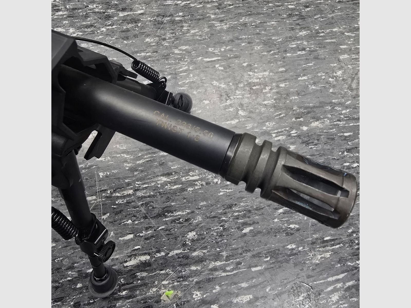 Savage MSR .223 z dwójnogą i lunetą Bushnell Banner 4-16x44