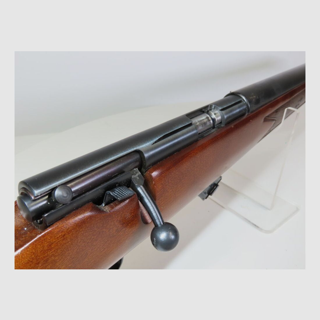 Lakefield Repetierbüchse / Tłumik dźwięku