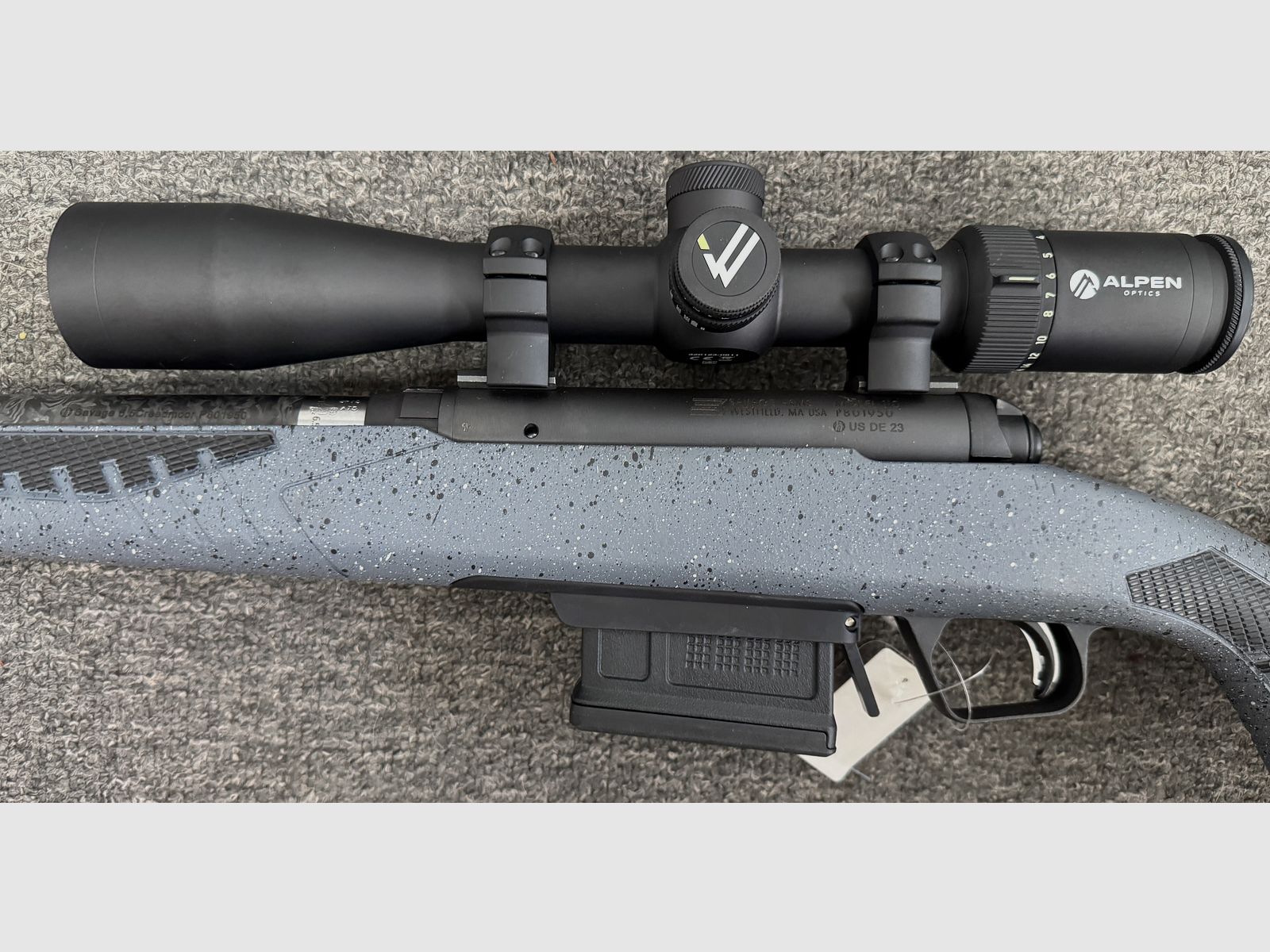 Savage 110 Carbon Predator BA 6,5mm Creedmoor mit Alpenoptics APEX 2,5-16x42 - Neuwaffe