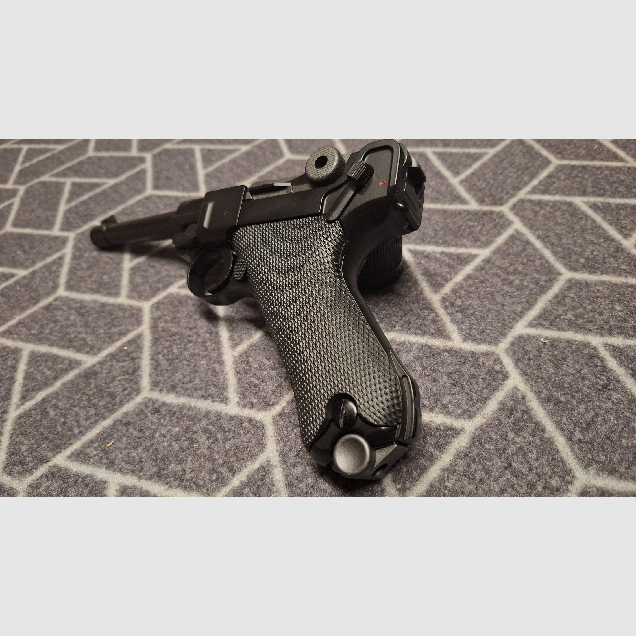 P08 Vollmetall CO2 BlowBack 6mm BB schwarz NEU!