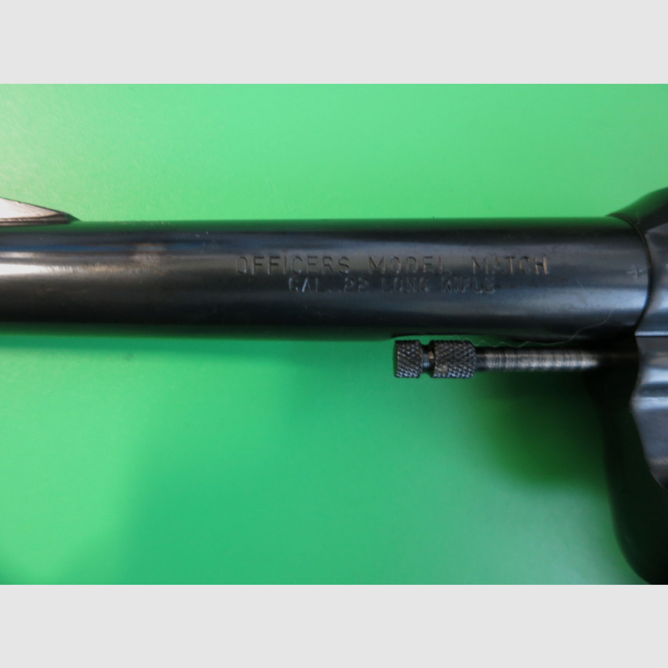 Revoler COLT Officer's Model Match, Fünfte Ausgabe der Serie in .22lr, Sportgriff   #2