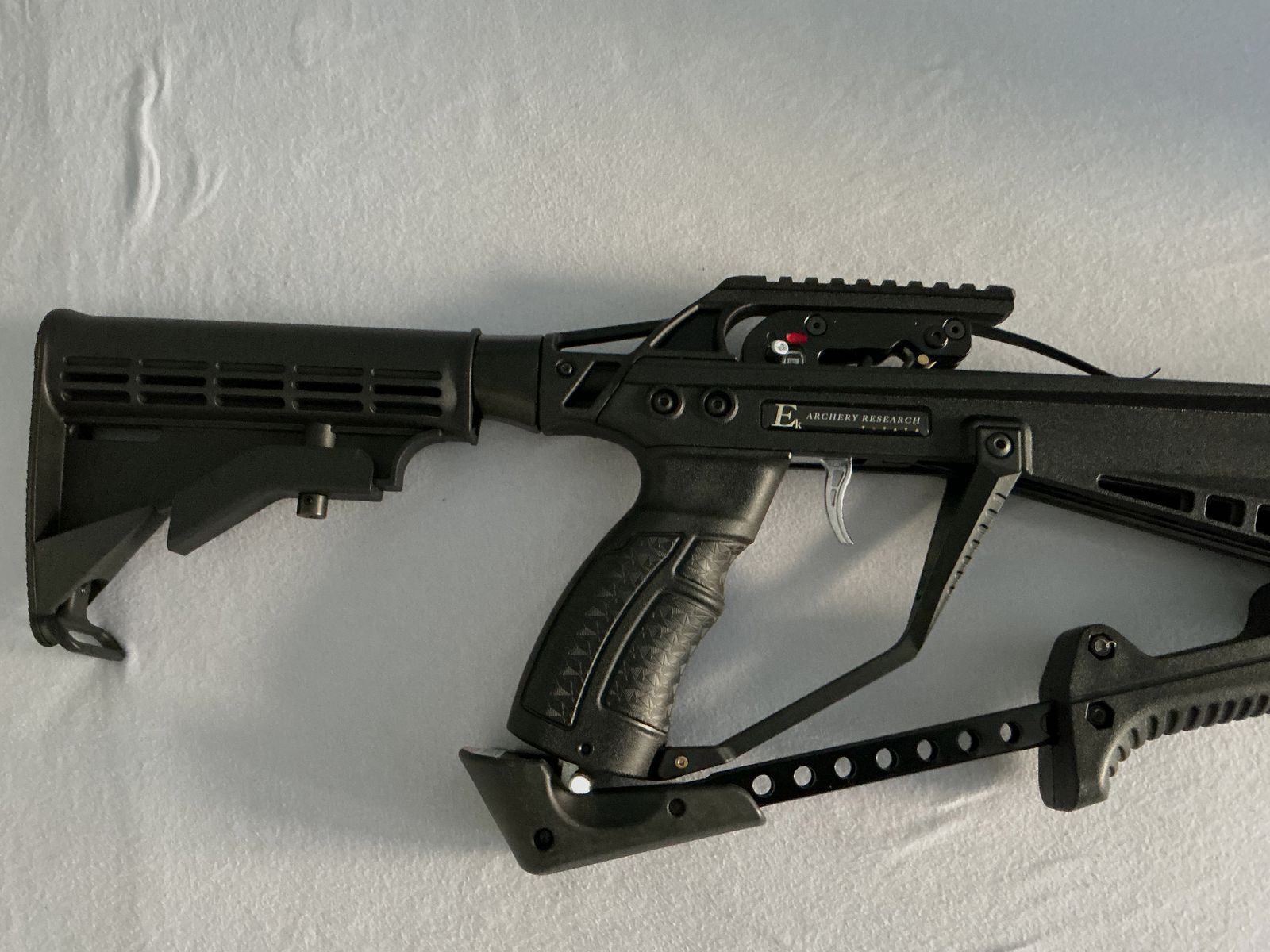 EK Archery Cobra R9 Deluxe