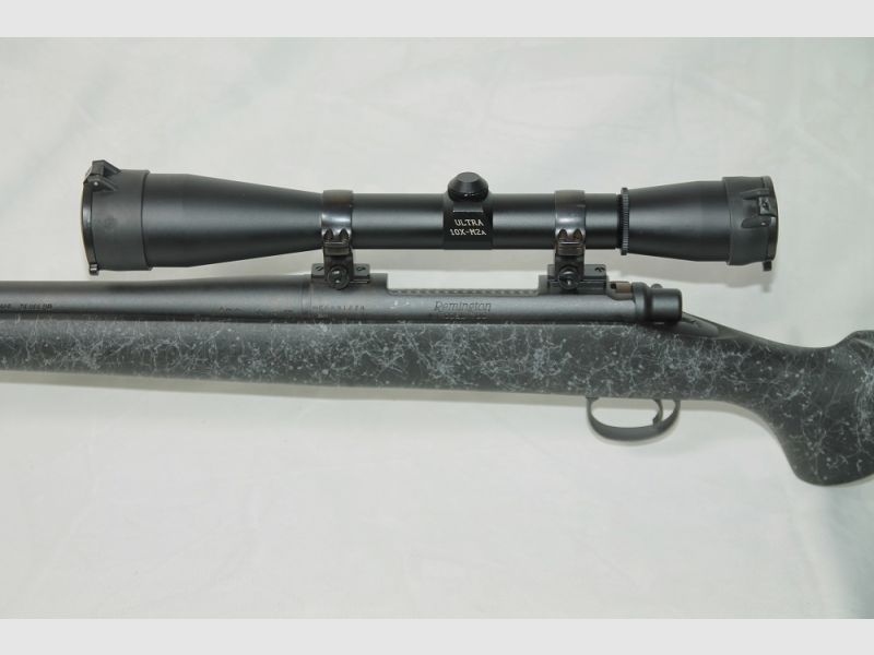 Remington 700 SENDERO Kal. .300Win Mag mit ZF Scharfschützengewehr