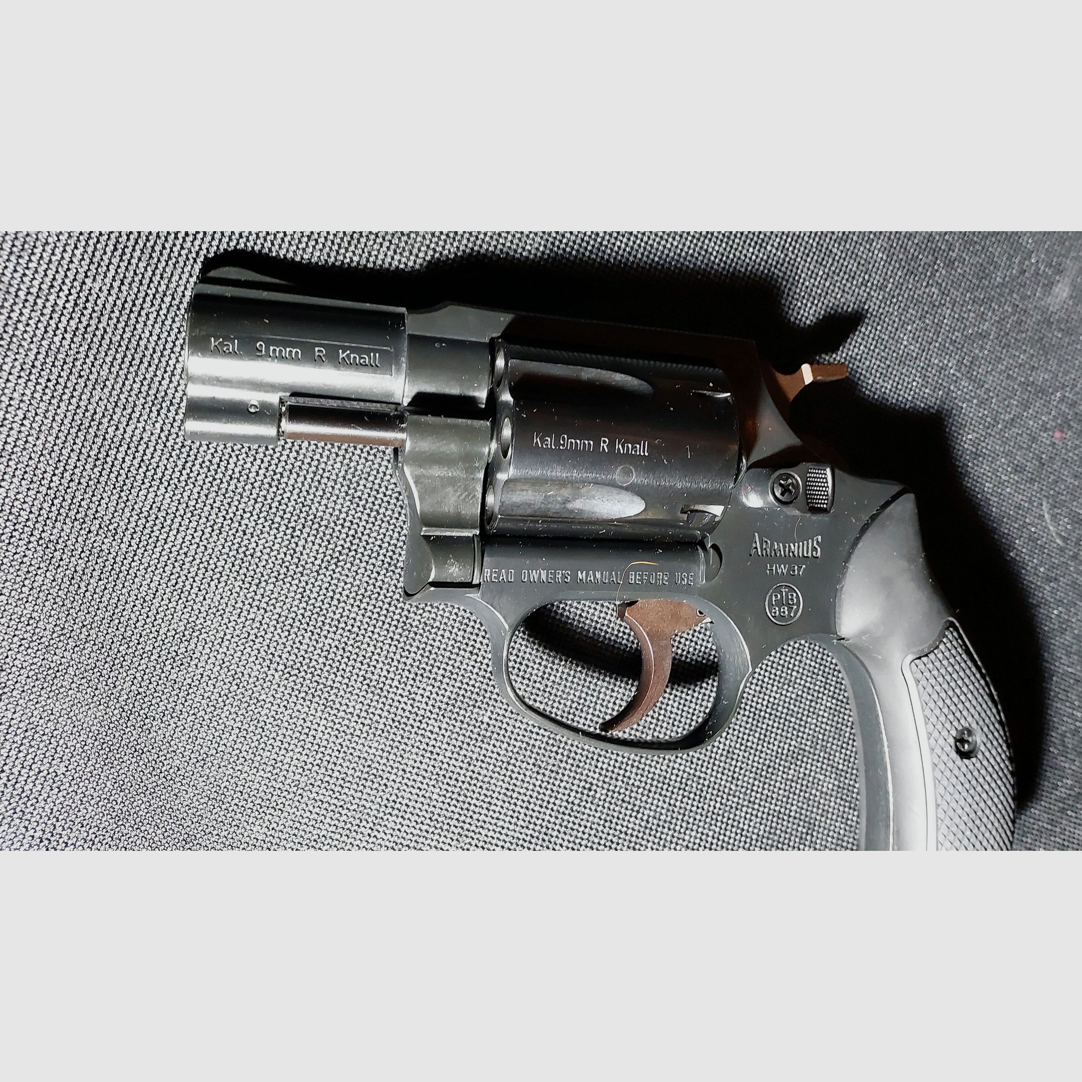 Weihrauch HW37 Cal. 9mm R.K. (PTB 887) OVP muy bien conservado (Arminius HW 37)