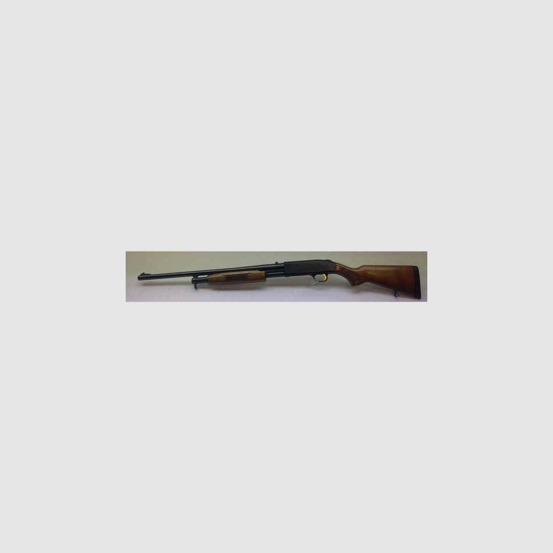Vorderschaftsrepetierflinte Mossberg Mod. 500A Slugster im Kaliber 12/76