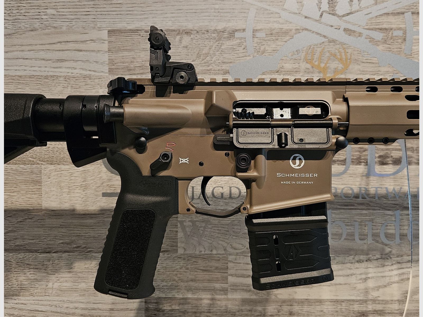 Schmeisser AR-15 M5FL Black 16,75" FDE Kal. .223Rem. - Neuware vom Fachhandel, Bild 4 von 6