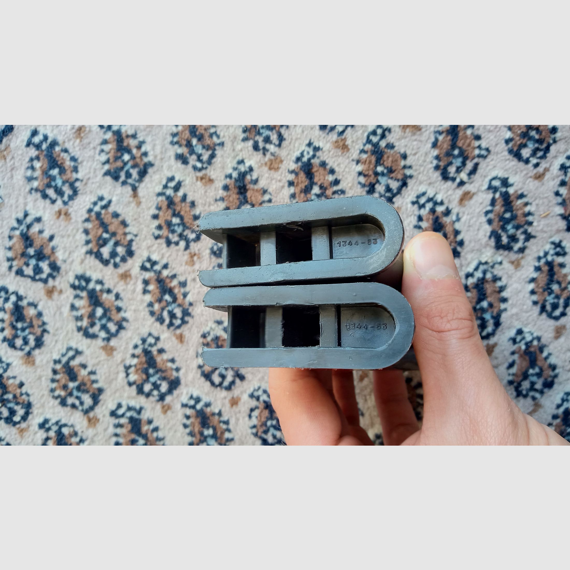 2 poignées en plastique AMD-65 hongroises de FEG même numéro de coulée 63 // AK / AKM / AK74 / AK-100 / Type 56
