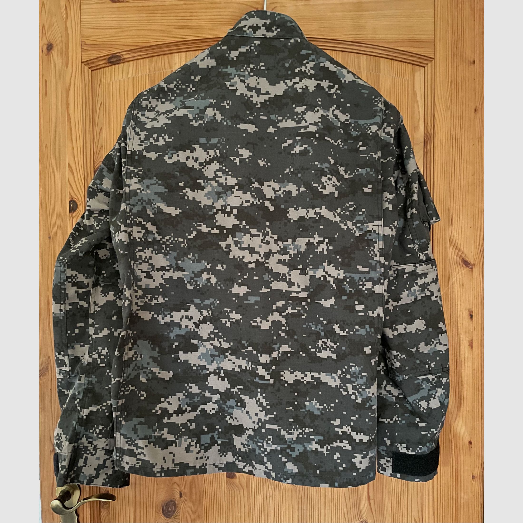 US Army Combat Uniform Jacke Propper digital urban Camo Medium Regular