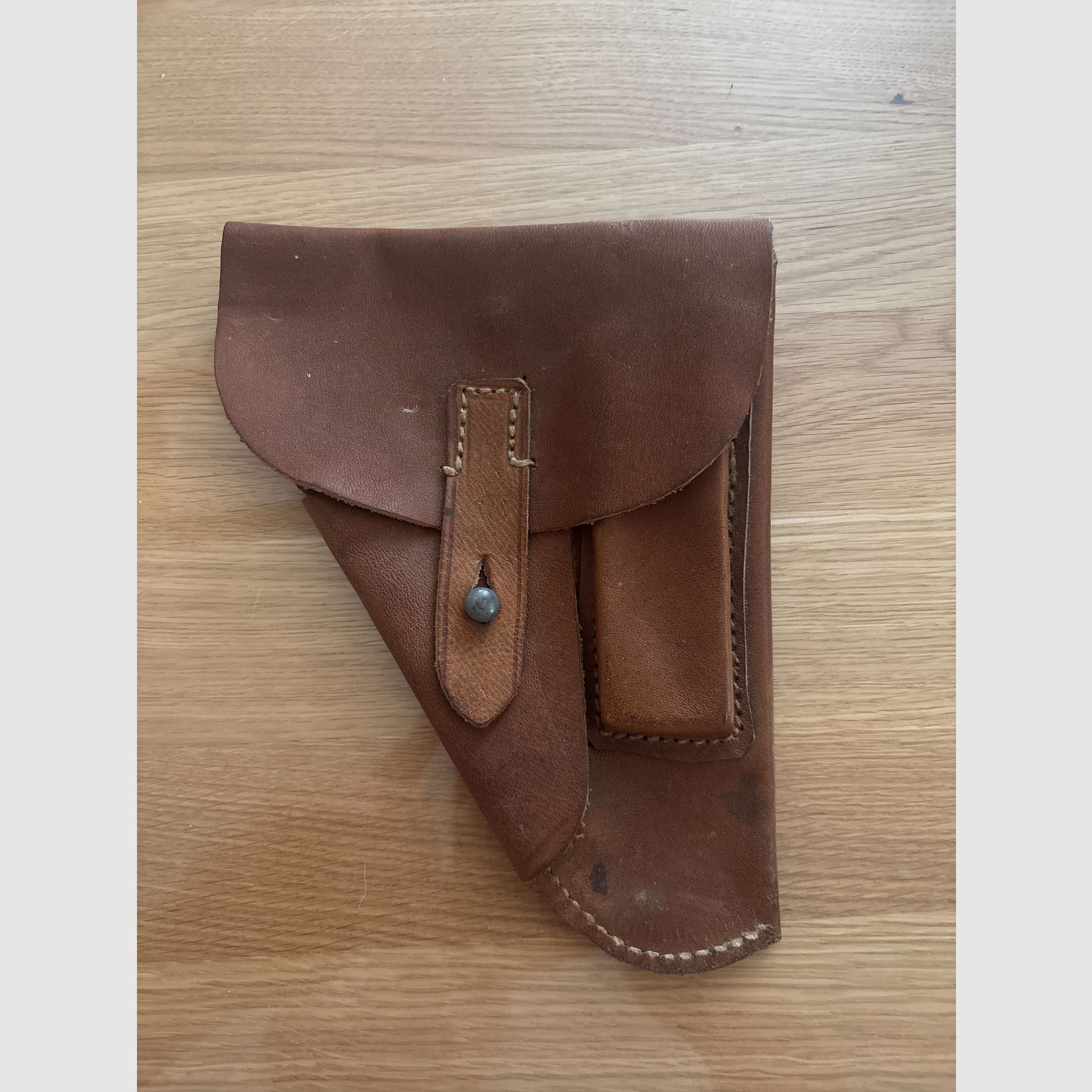 Verschillende holsters van leer