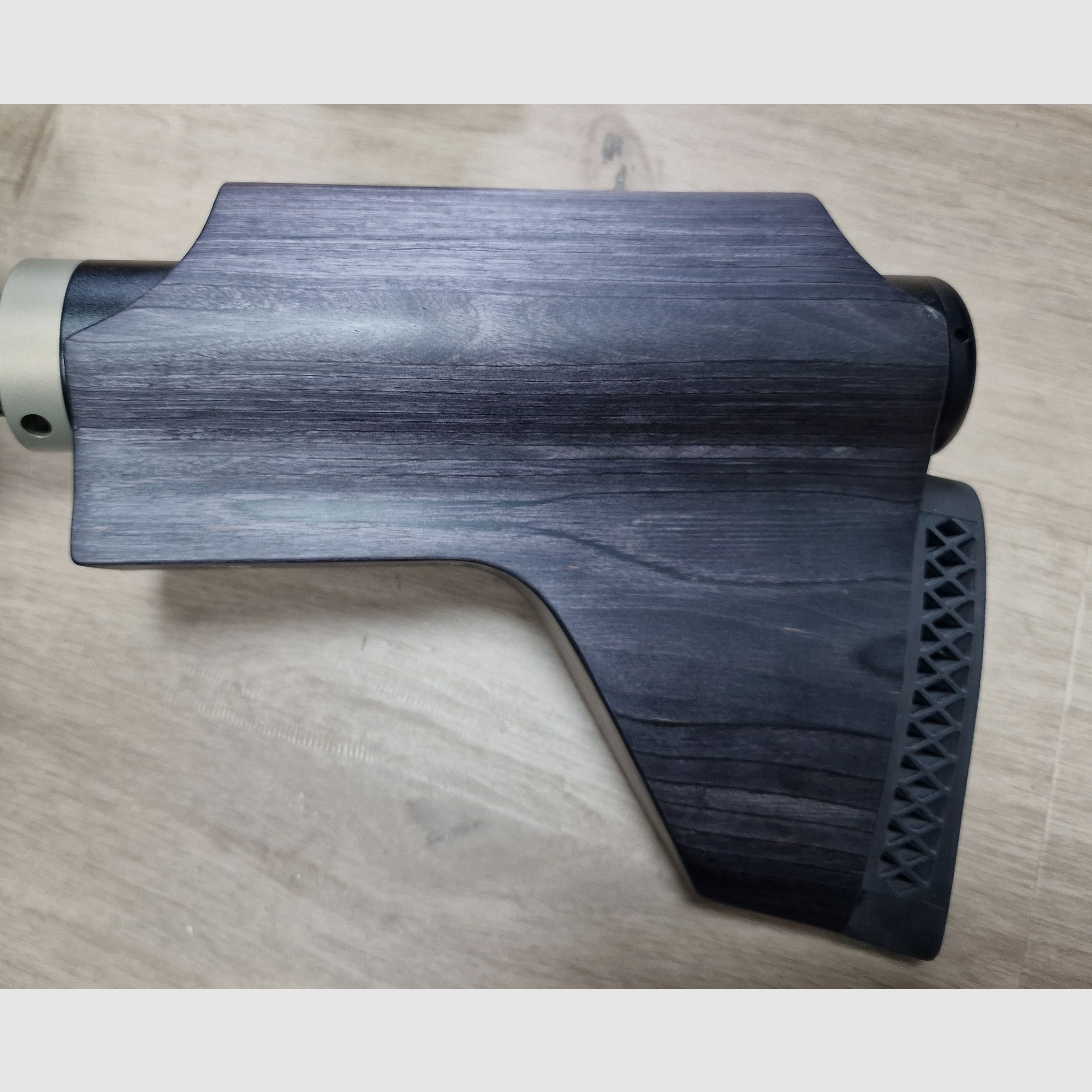 Schulterstütze und Griffschalen schwarz aus Holz für AEA Megalodon