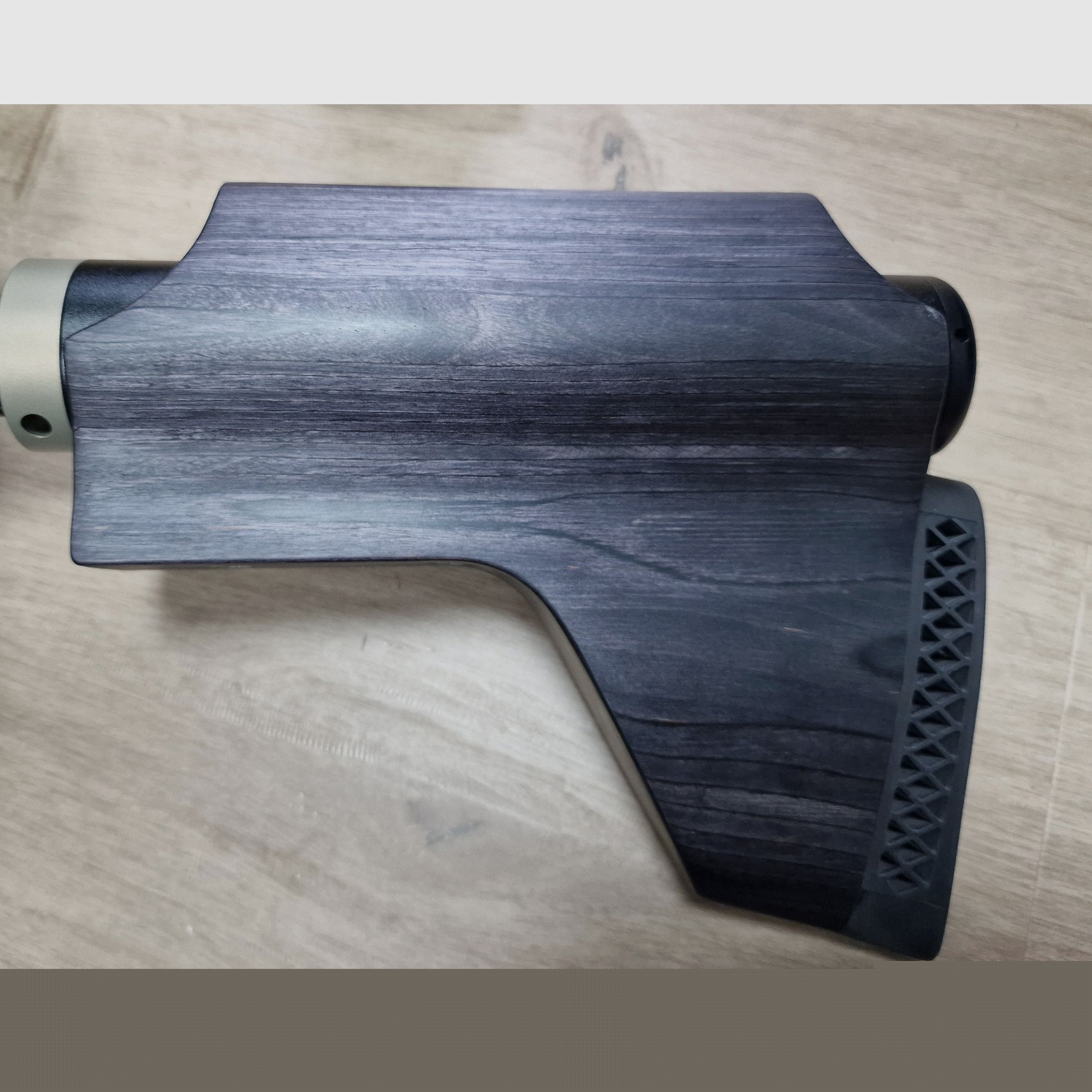 Schulterstütze und Griffe schwarz aus Holz für AEA Megalodon