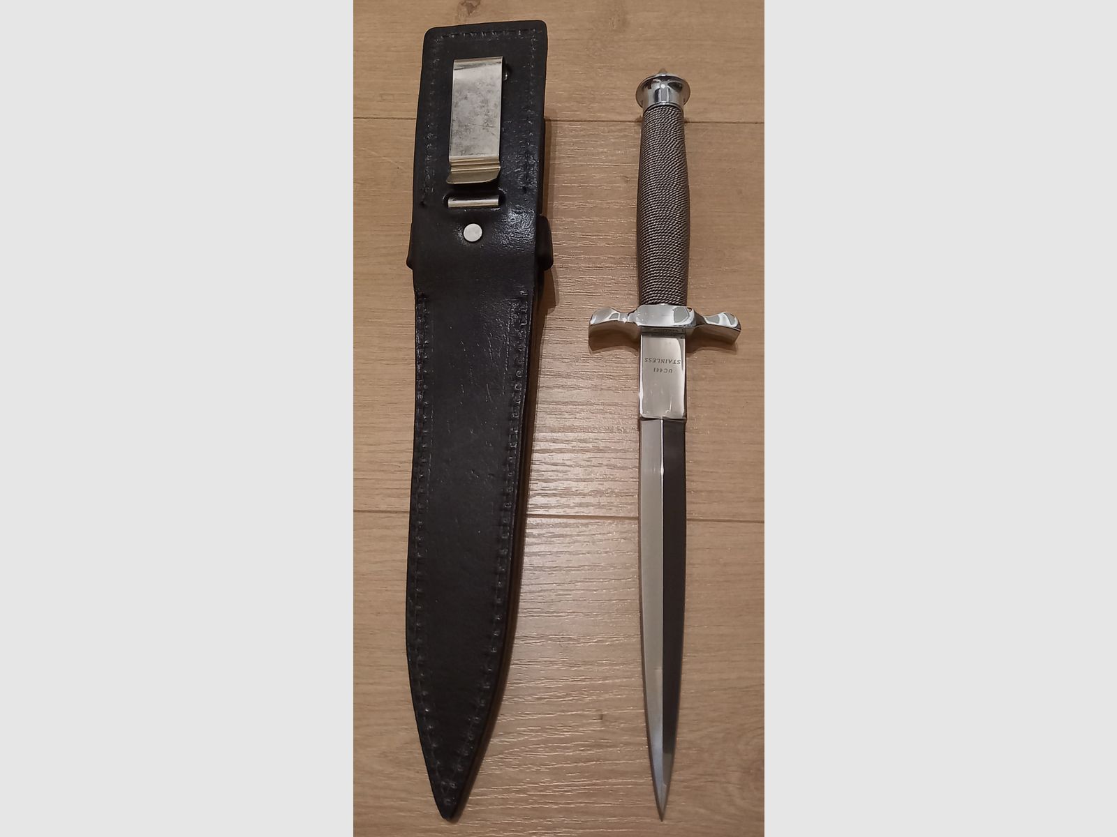 United Cutlery Gil Hibben - Silver Shadow