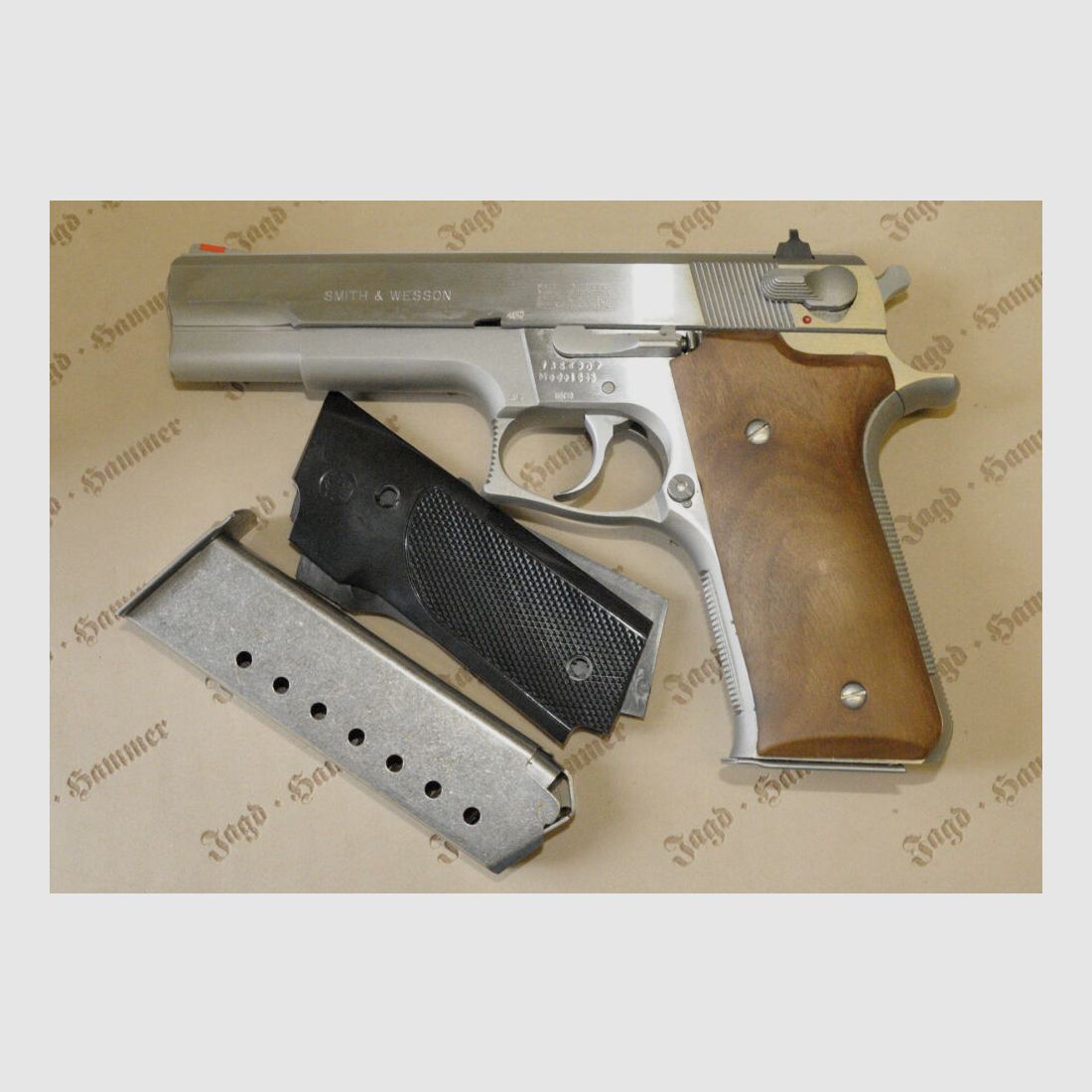 Smith & Wesson 645, zdjęcie 2 z 2