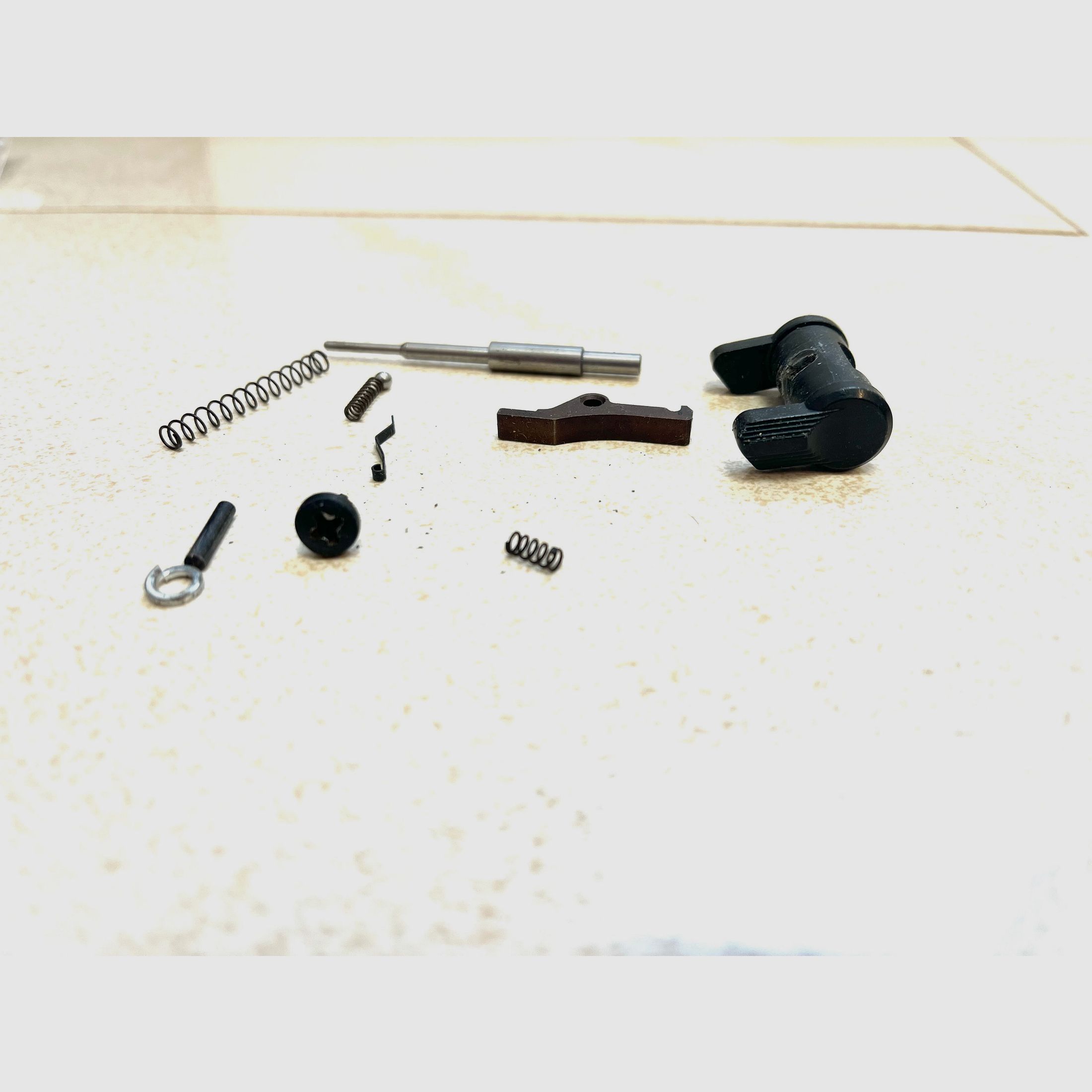 ••• Części zamienne do gazowej broni sygnałowej Walther P88 / PTB 764 •••