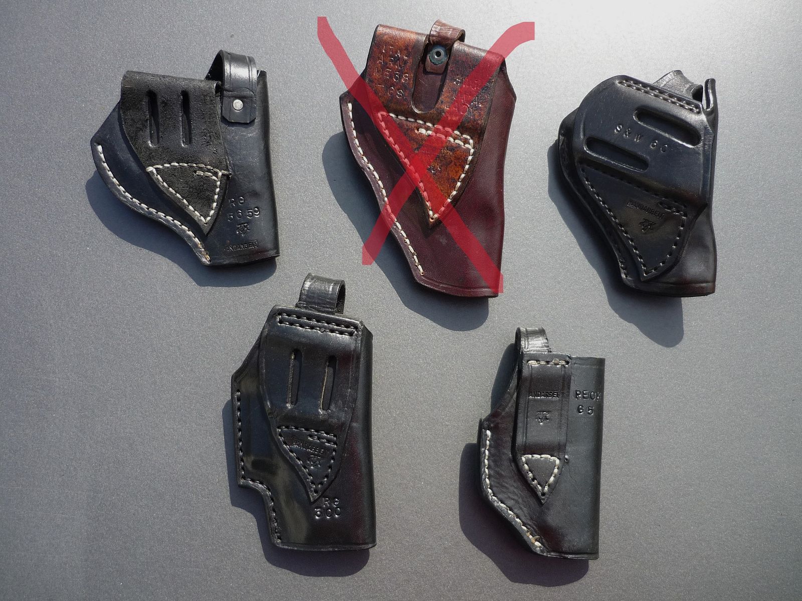 Holster HKDesign Art. Nr. 002 : petit holster simple avec sangle de sécurité - pour : RG 56 / 59. S&W 60, RG 300, Reck 65 - tous pour gauchers - voir photos
