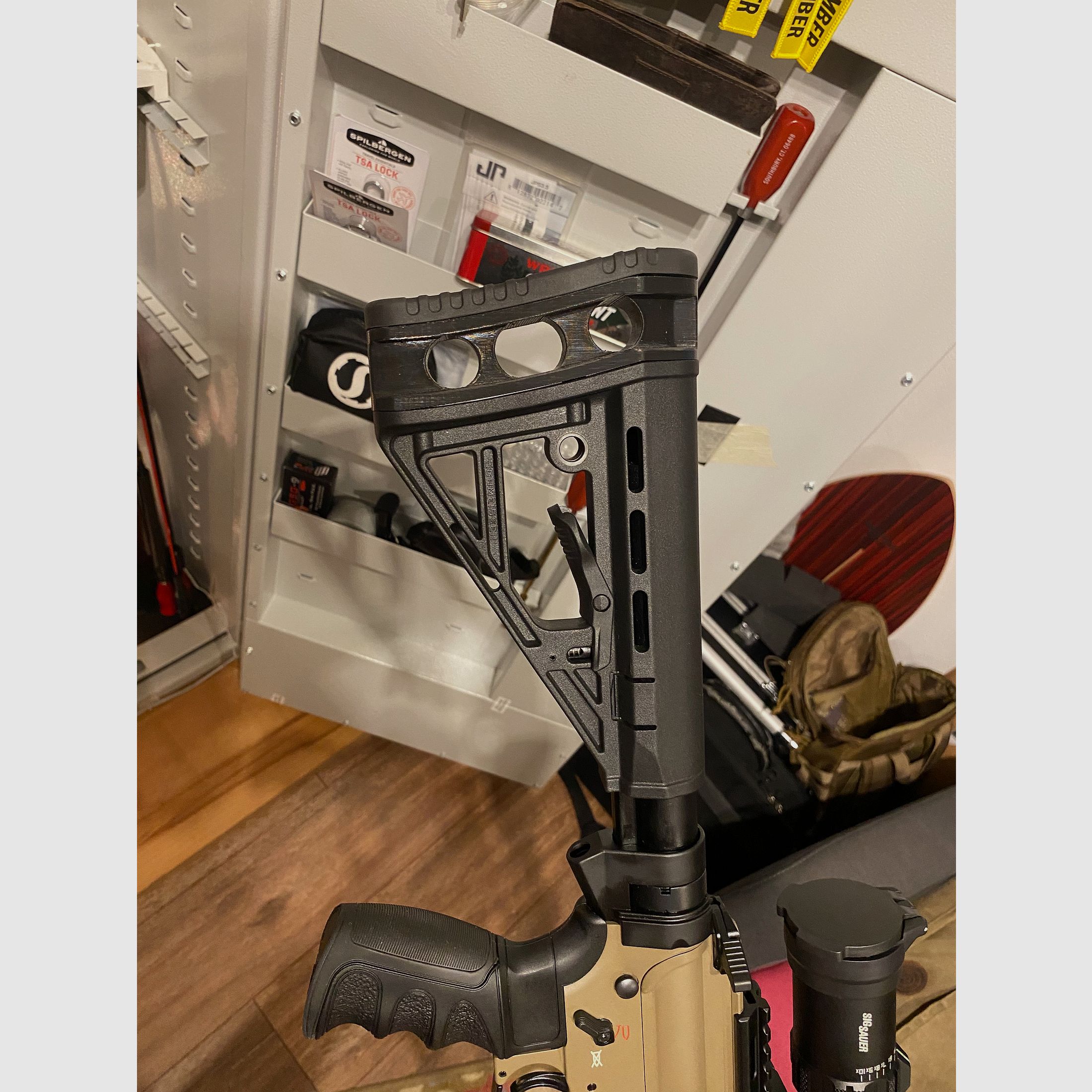Schmeisser AR15-9 extension telescoping stock