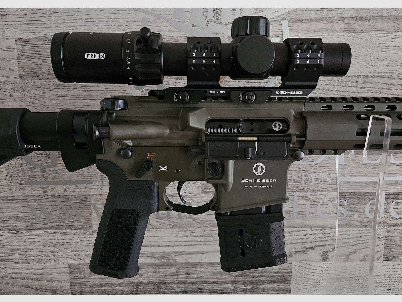 Nowy towar z handlu specjalistycznego - Schmeisser AR15 S4F OD Green 10,5" .223Rem - Zestaw z tłumikiem + lunetą