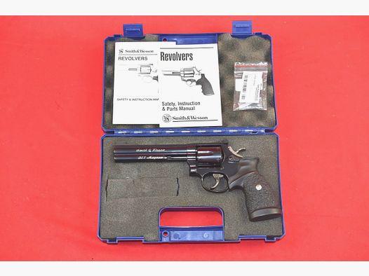 #8289 Revolver S&W, Target Champion, 586-4, Kal. 357 Mag./.38Spl