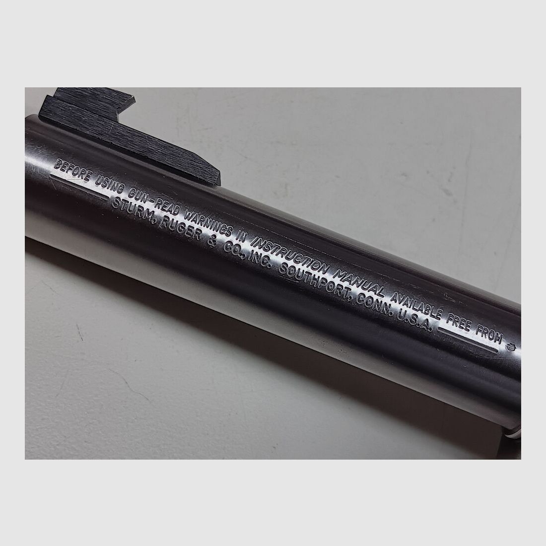 Sturm , Ruger & Co. Inc. Southport , Conn. USA Mark II - Target Stainless