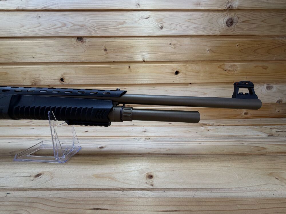 Huglu Victor P-Tac Tactical, Cal. 12/76, 61cm/24" Escopeta de repetición 12/76