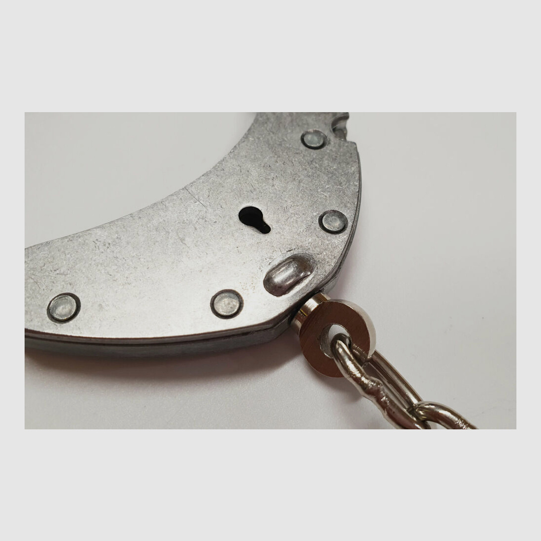 CLEJUSO Clemen & Jung e.K. Handfessel CLEJUSO No. 12 INOX , rostfreie Edelstahl Handschelle, Made in Germany, gebraucht