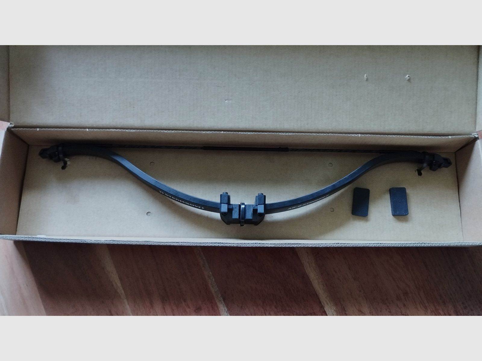 Steambow AR- 6  II  Wurfarm Hunting 150 lbs Unbenutzt, Bild 1 von 3